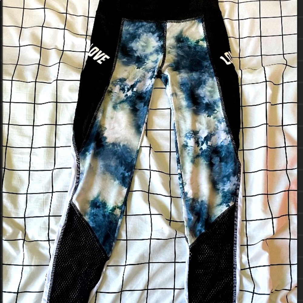 Trill performance blue and green multicolor leggings mesh bottom size 16 girls